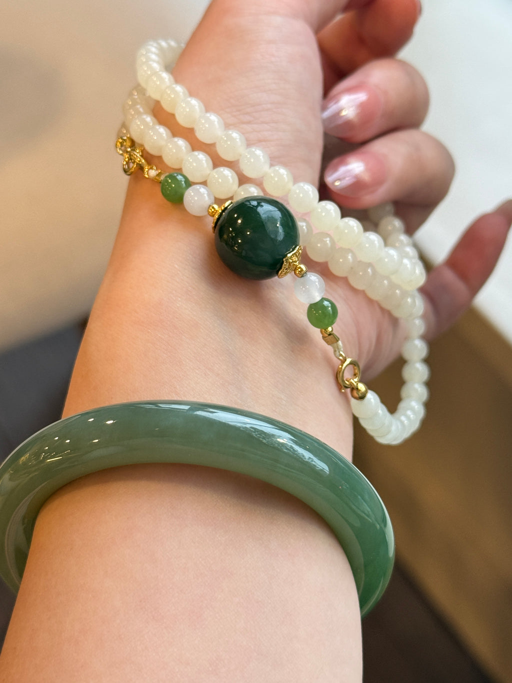 White Hetian Jade Bead Necklace with Dark Green Center Bead | CongCong Jade